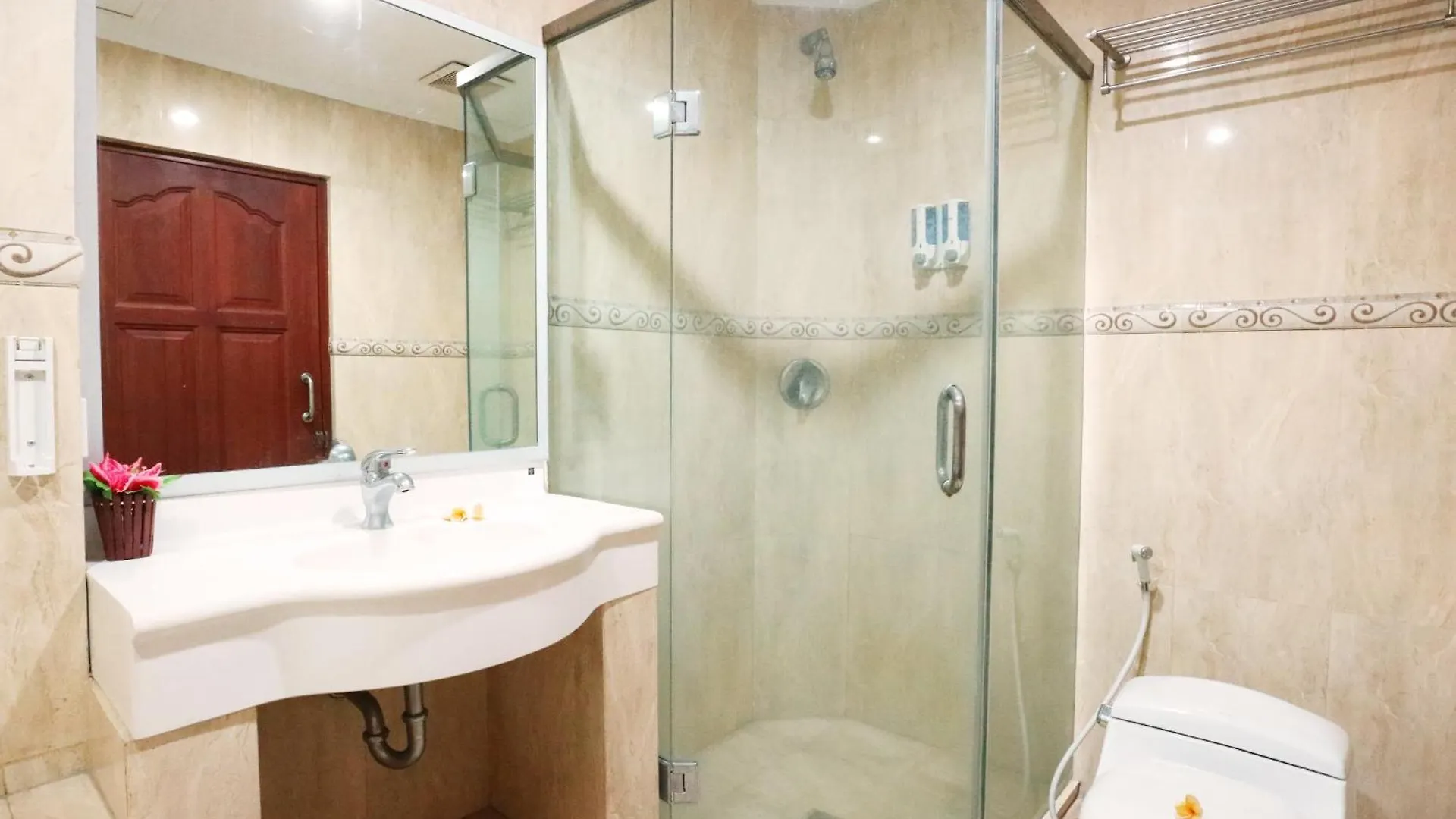 Bali Paradise City Hotel