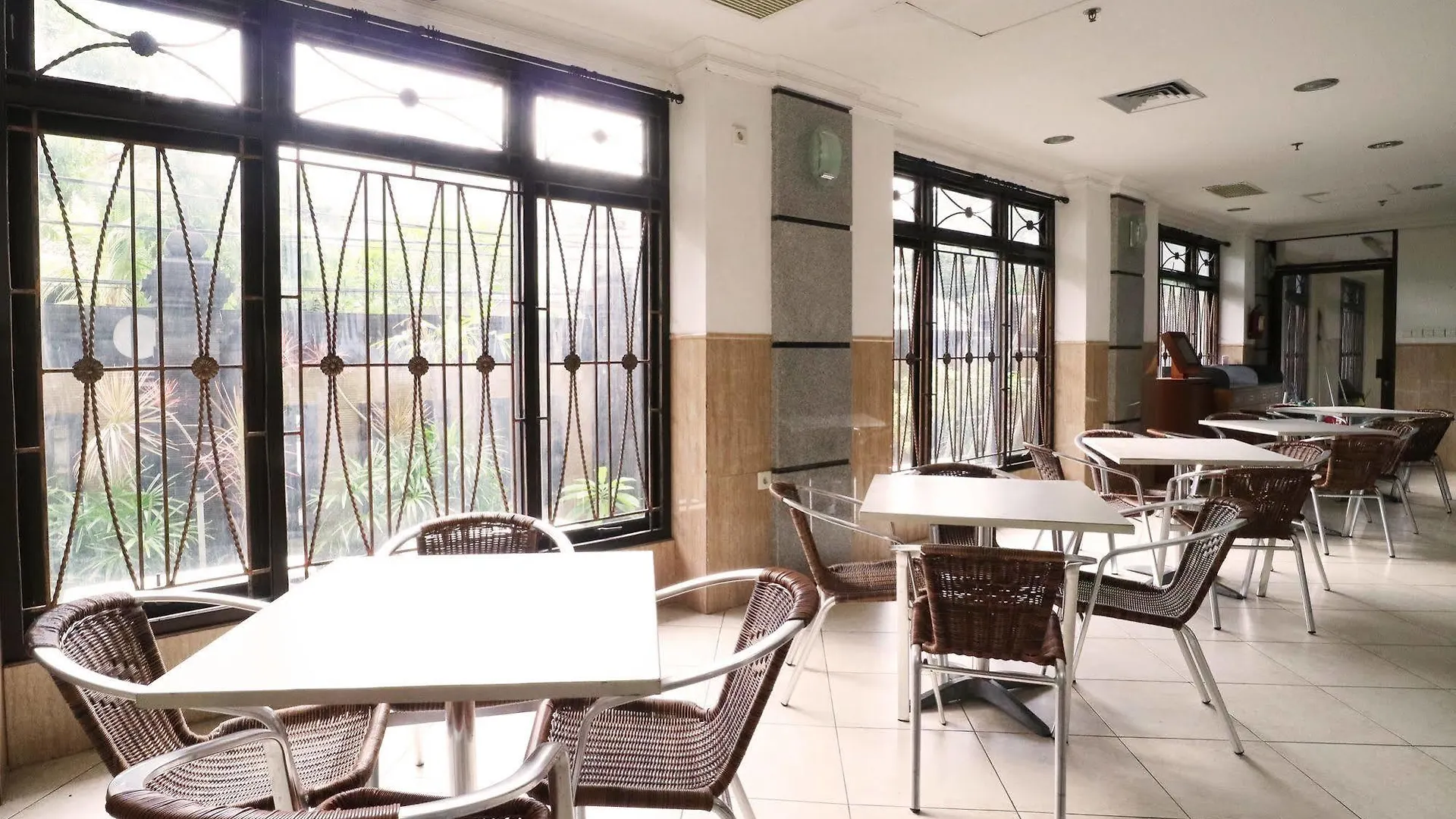 Bali Paradise City Hotel 3*, Denpasar (Bali) Indonesia