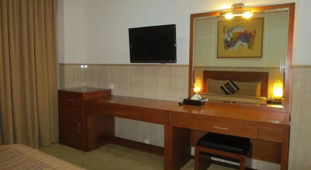 Bali Paradise City Hotel 3*, Denpasar